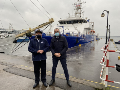 Prof. Piotr Stepnowski, rektor UG, podczas spotkania z załogą "Oceanografa"