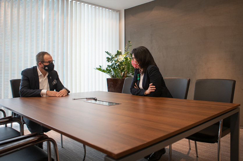 Spotkanie Prezydent Aleksandry Dulkiewicz z Rektorem prof. Piotrem Stepnowskim w Uniwersytecie Gdańskim