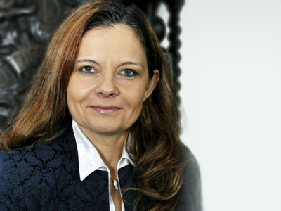 Prof. Monika Bąk