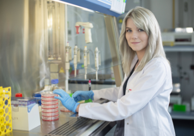 Dr Karolina Pierzynowska