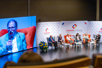 Panel II 'International Research Cooperation in Wartime'