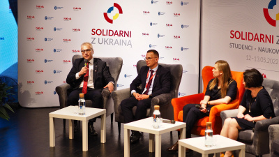 First Panel entitled 'Solidarity with Ukraine - How to support students in times of war?'