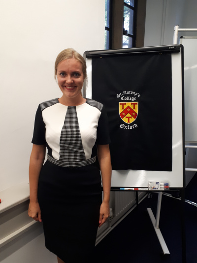 dr Magdalena Łągiewska