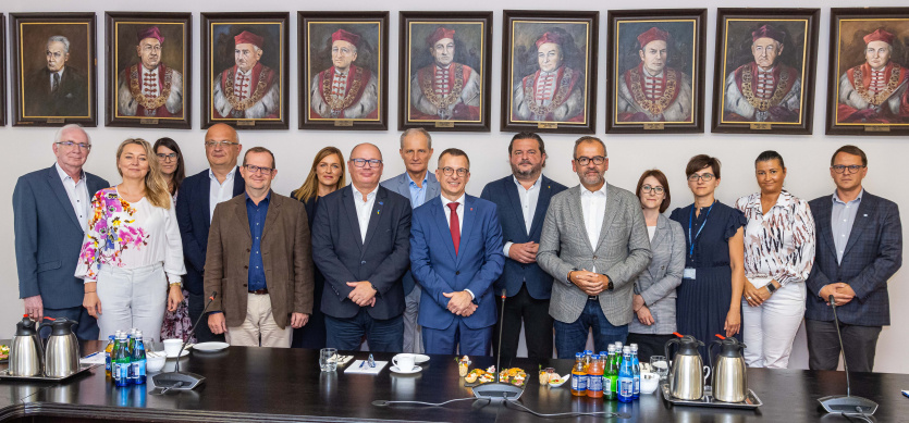 photo by Paweł Sudara/GUMed