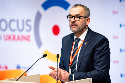 prof. Piotr Stepnowski