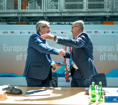 Od lewej: prof. Francisco Piniella i prof. Piotr Stepnowski