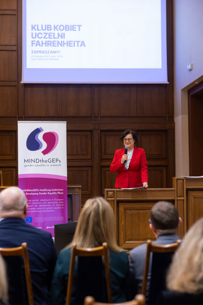 Prof. Ewa Łojkowska na Klubie Uczelni Fahrenheita