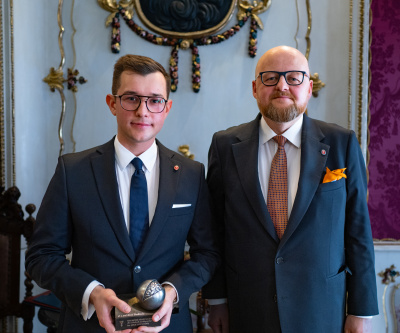 Od lewej: dr Karol Steckiewicz i prof. Radosław Owczuk 