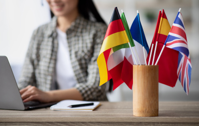 Zdjęcie aukcja 15. Języki