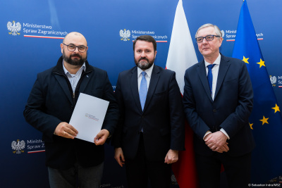 Arkadiusz Modrzejewski z powołaniem; MSZ