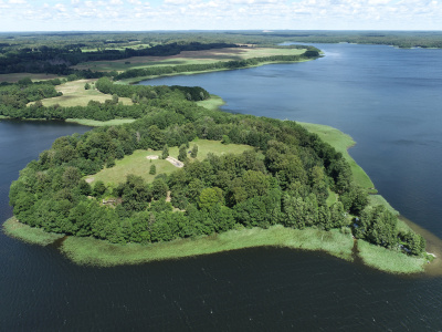 1 - grodzisko w Grąbczynie nad Jeziorem Wierzchowo