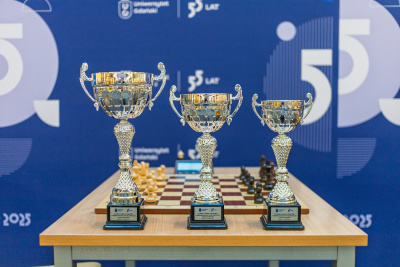 Pucharu - turniej szachowy o puchar 55-lecia UG