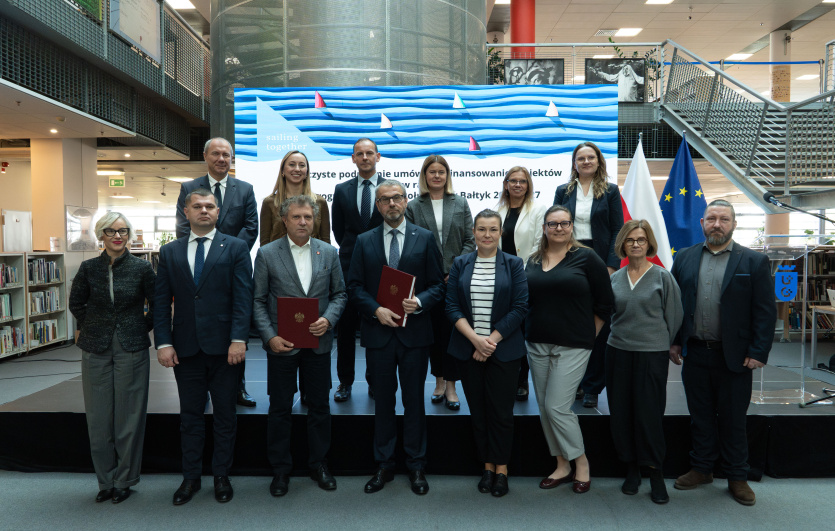 Zdjęcie zbiorowe AIMused