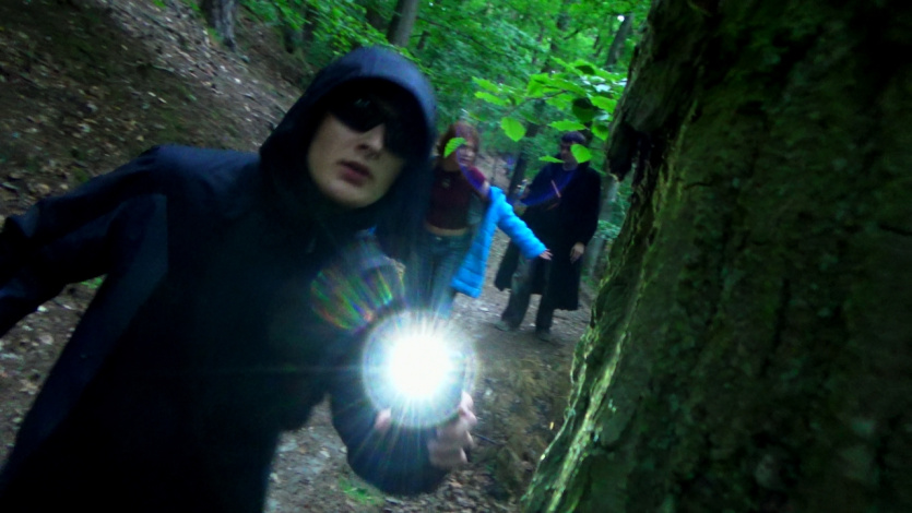 "Antarktyda", marsz z latarką, fot. Błażej Posturzyński