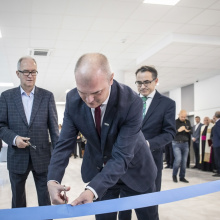 Otwarcie Instytutu Informatyki - przecięcie wstęgi, fot. Krzysztof Mystkowski / KFP