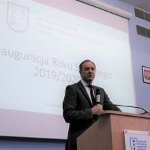 Pierwszy dzień szkoły w Uniwersyteckim Liceum Ogólnokształcącym