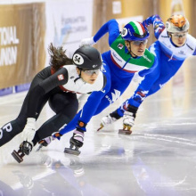 Treningi short tracku Nikoli Mazur