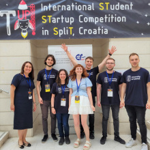 Dr Joanna Próchniak with students in Split
