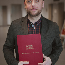 Nagroda Prezydenta Miasta Gdańska w Dziedzinie Kultury dla Tomasza Pupacza z okazji 25-lecia Dyskusyjnego Klubu Filmowego UG Miłość Blondynki