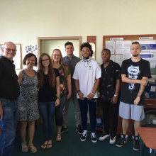 Students visiting the UG Department of Psychology. First from left - dr Michał Kraszpulski, next to - prof. Mariola Bidzan, Psychology)