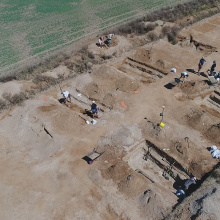 Widok na prace wykopaliskowe