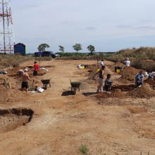 Widok na prace wykopaliskowe