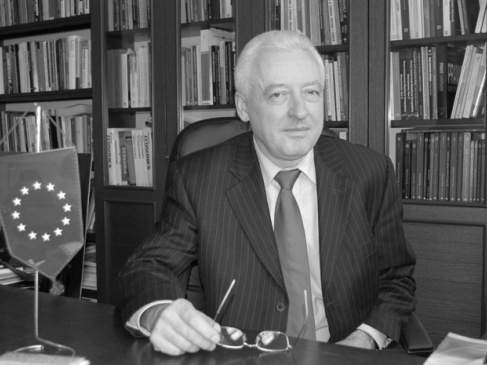 prof. Andrzej Stępniak