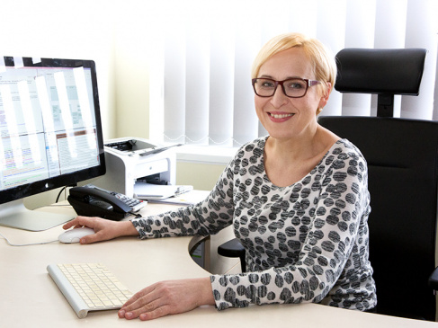 Na zdjęciu dr hab. Sylwia Rodziewicz-Motowidło, prof. UG, kierownik Katedry Chemii Biomedycznej Wydziału Chemii Uniwersytetu Gdańskiego