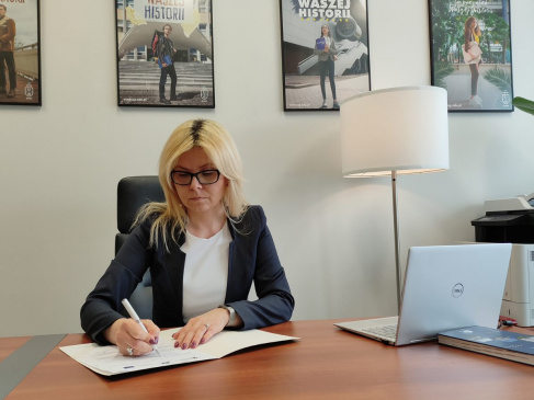 dr hab. Aneta Oniszczuk-Jastrząbek, prof. UG