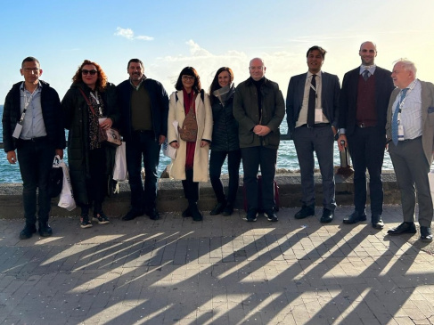 Staff Week _Neaopl_MM/AB