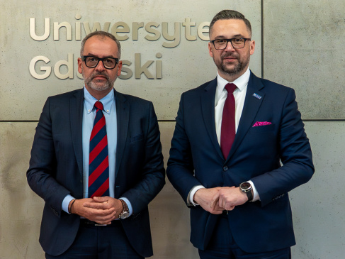 Rektor UG, prof. Piotr Stepnowski, i Minister Nauki i Szkolnictwa Wyższego, Marcin Kulasek