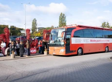 mobilny punkt krwiodawstwa przed WNS, fot. B. Jętczak